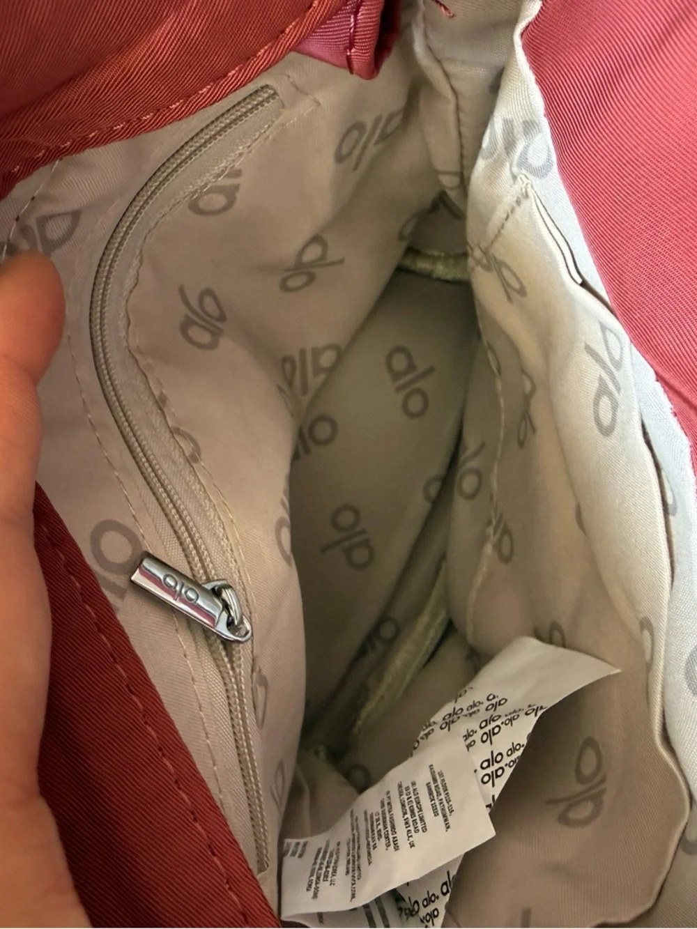 Alo Yoga Utility Crossbody Bucket Bag